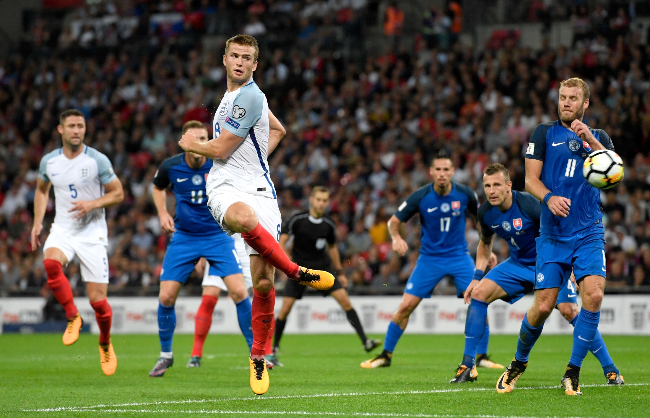 躲的运球技 躲的运球技