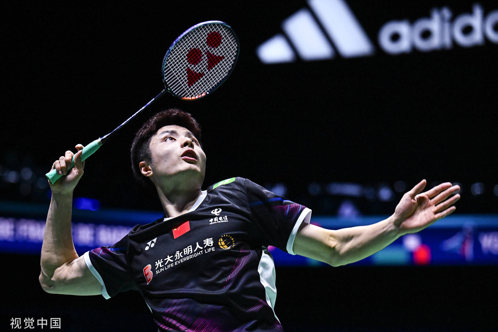 對於一位擁 對於一位擁